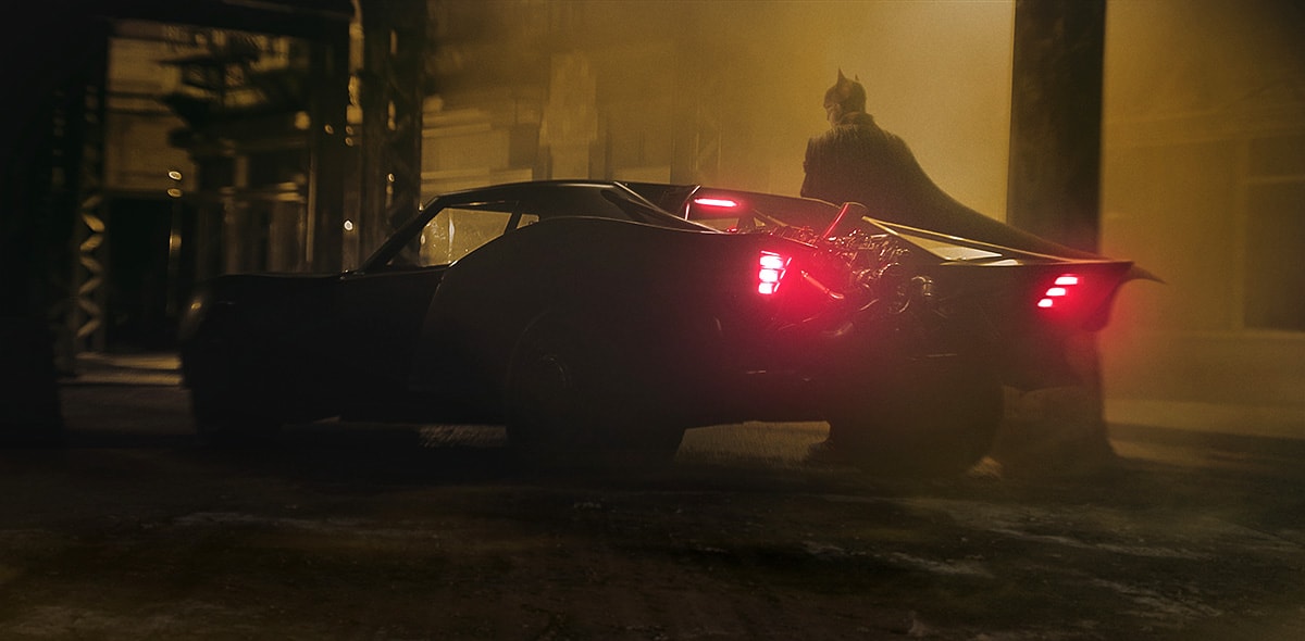 batman and the bat mobile